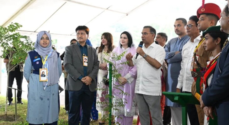 নিমগাছের গল্প শুনিয়ে বৃক্ষরোপণের গুরুত্ব তুলে ধরলেন প্রধানমন্ত্রী
